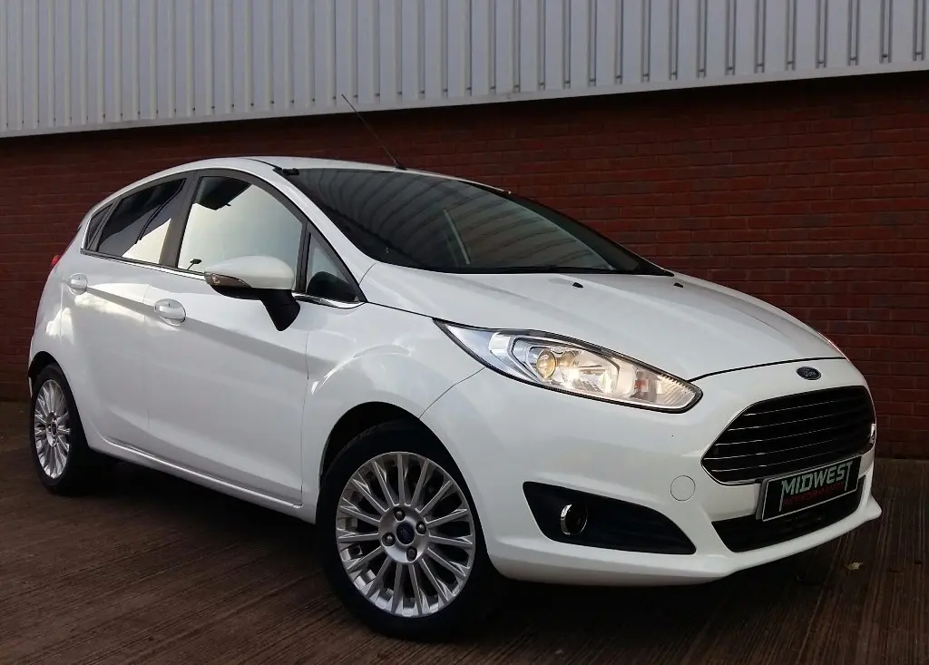 Ford Fiesta Fiesta 1.0 GTDI EcoBoost Titanium ESP Powershift 5
