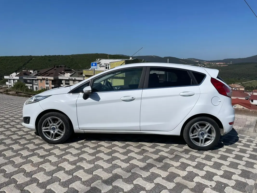 Ford Fiesta Fiesta 1.0 GTDI EcoBoost Titanium Powershift 6