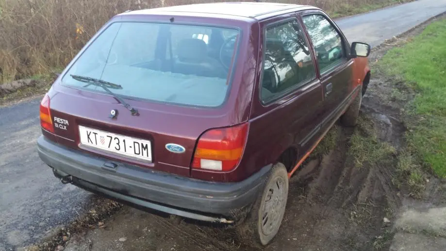 Ford Fiesta Fiesta 1.1 CLX 3