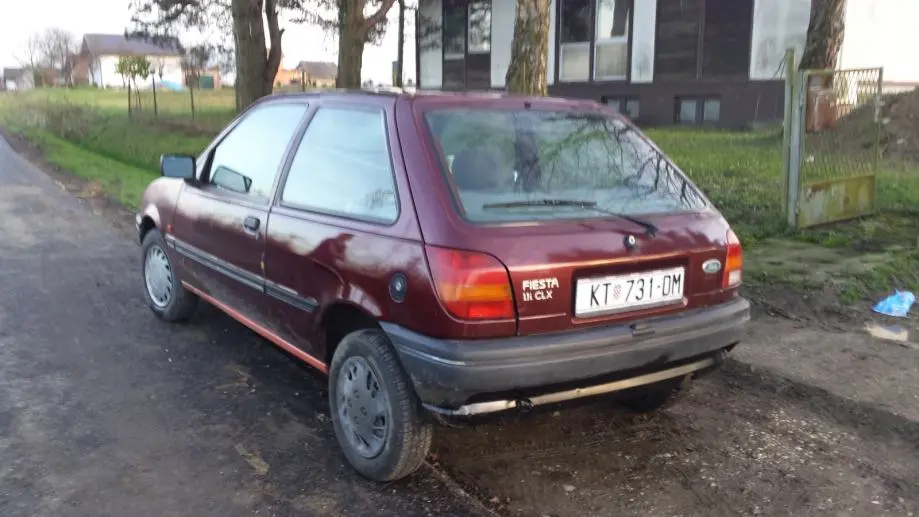 Ford Fiesta Fiesta 1.1 CLX 4