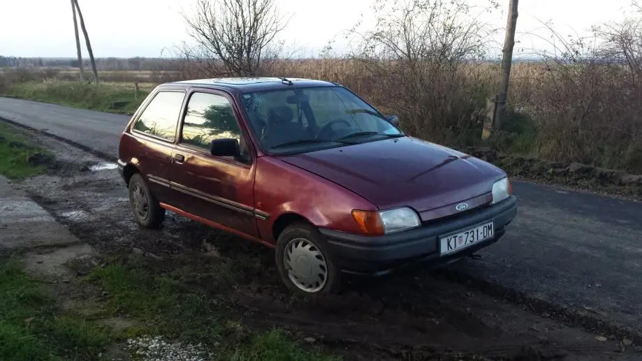 Ford Fiesta Fiesta 1.1 CLX 5