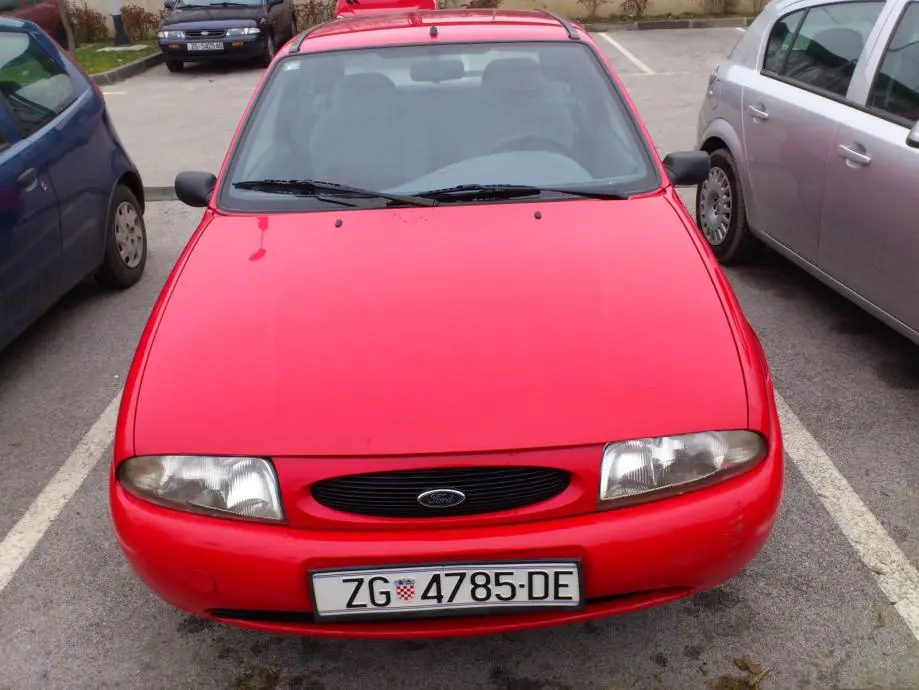 Ford Fiesta Fiesta 1.3 Flair 1