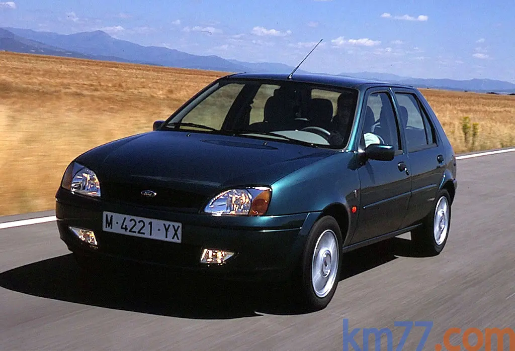Ford Fiesta Fiesta 1.3 Ghia 2