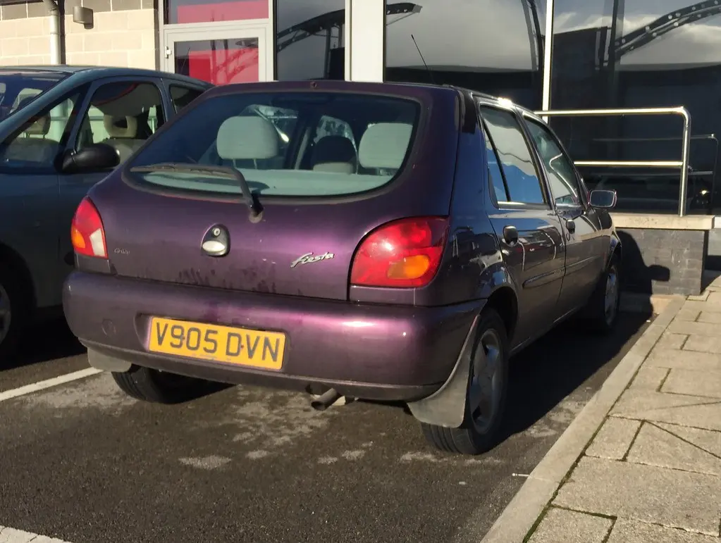 Ford Fiesta Fiesta 1.3 Ghia 7