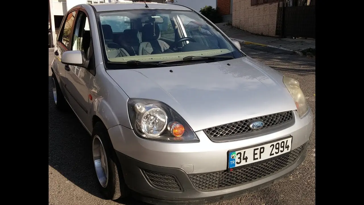 Ford Fiesta Fiesta 1.4 Comfort 4