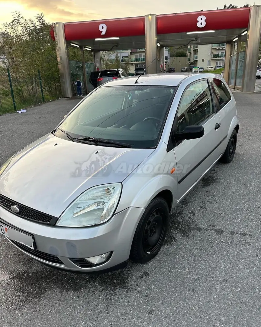 Ford Fiesta Fiesta 1.4 Fashion 2