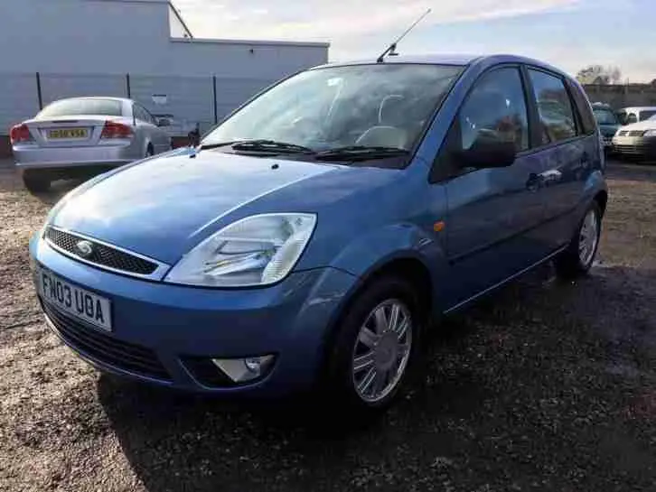 Ford Fiesta Fiesta 1.4 Ghia 2