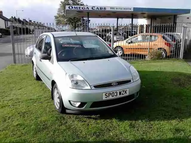 Ford Fiesta Fiesta 1.4 Ghia 6