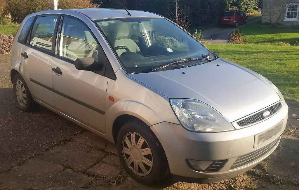 Ford Fiesta Fiesta 1.4 Ghia 5