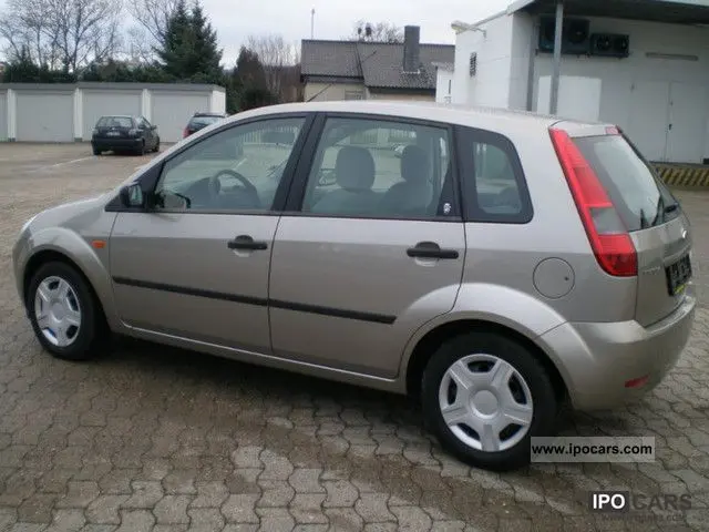 Ford Fiesta Fiesta 1.4 Ghia 7