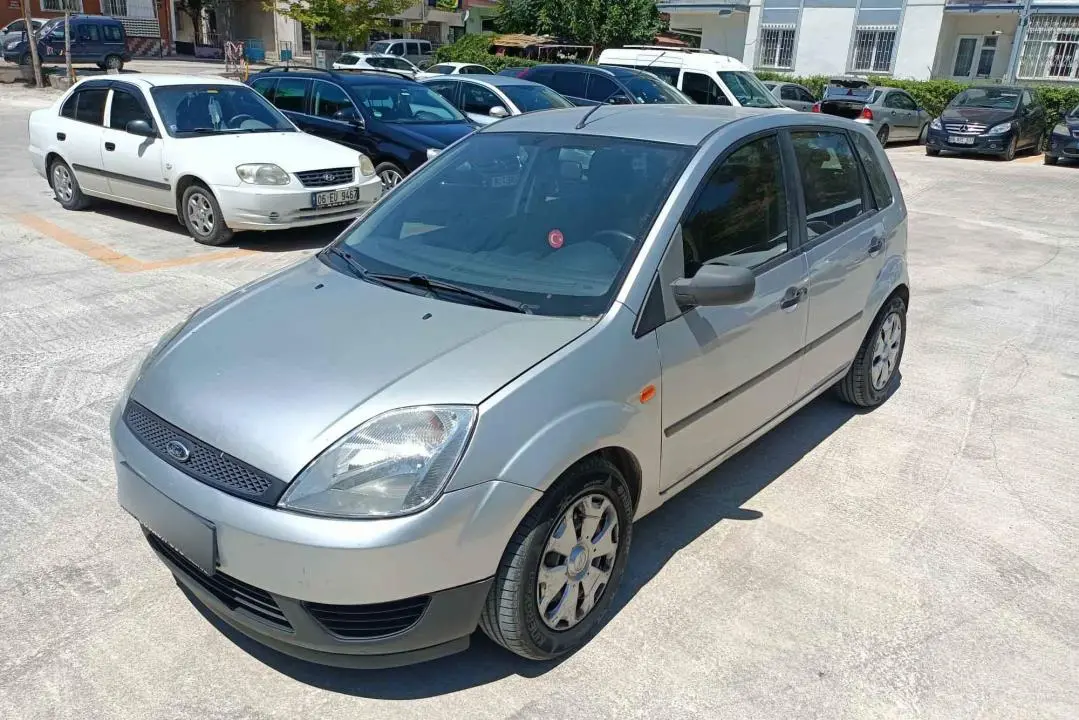 Ford Fiesta Fiesta 1.4 TDCi Sport 2