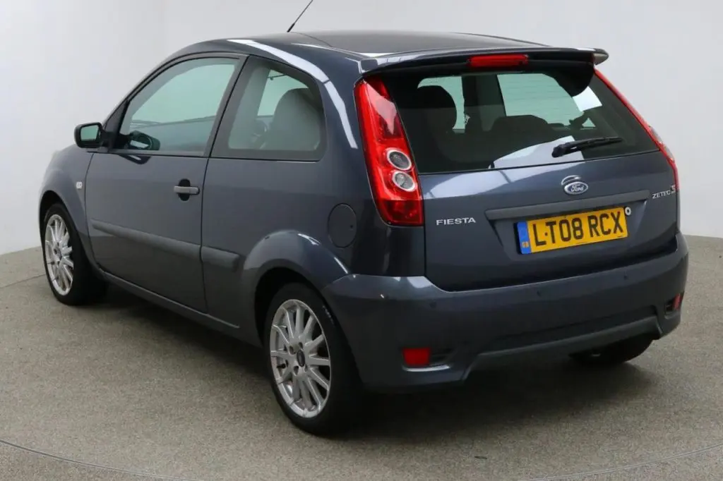 Ford Fiesta Fiesta 1.4 Trend 2