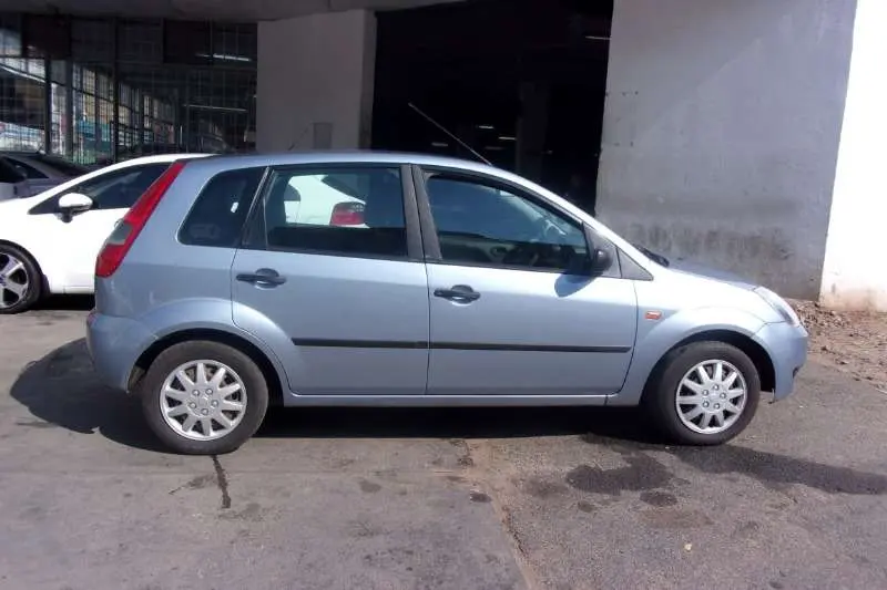 Ford Fiesta Fiesta 1.4i Collection 4