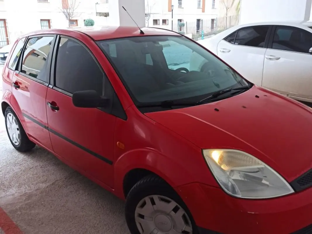 Ford Fiesta Fiesta 1.4i Comfort ABS 4
