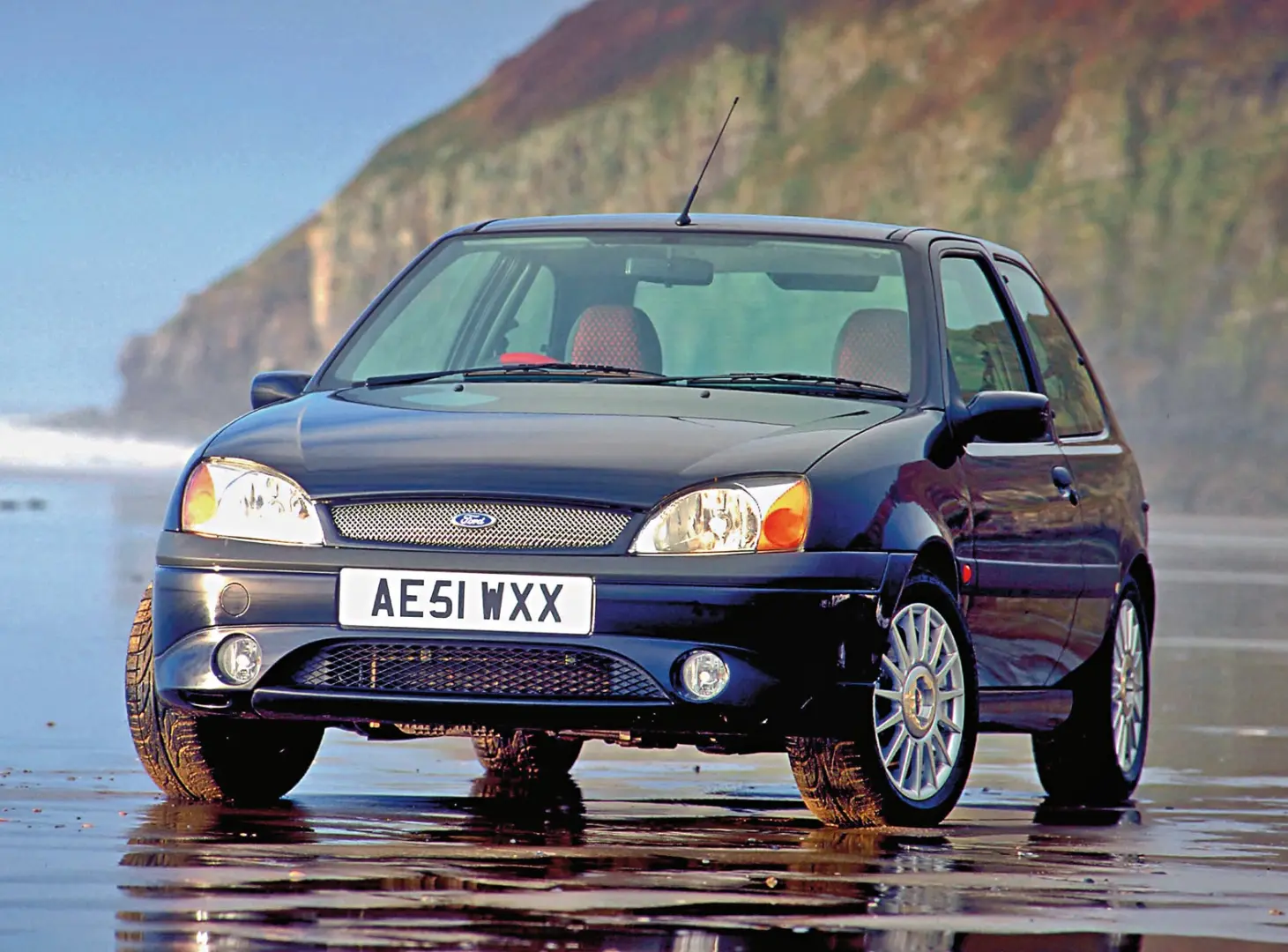 Ford Fiesta Fiesta 1.6 Sport 6