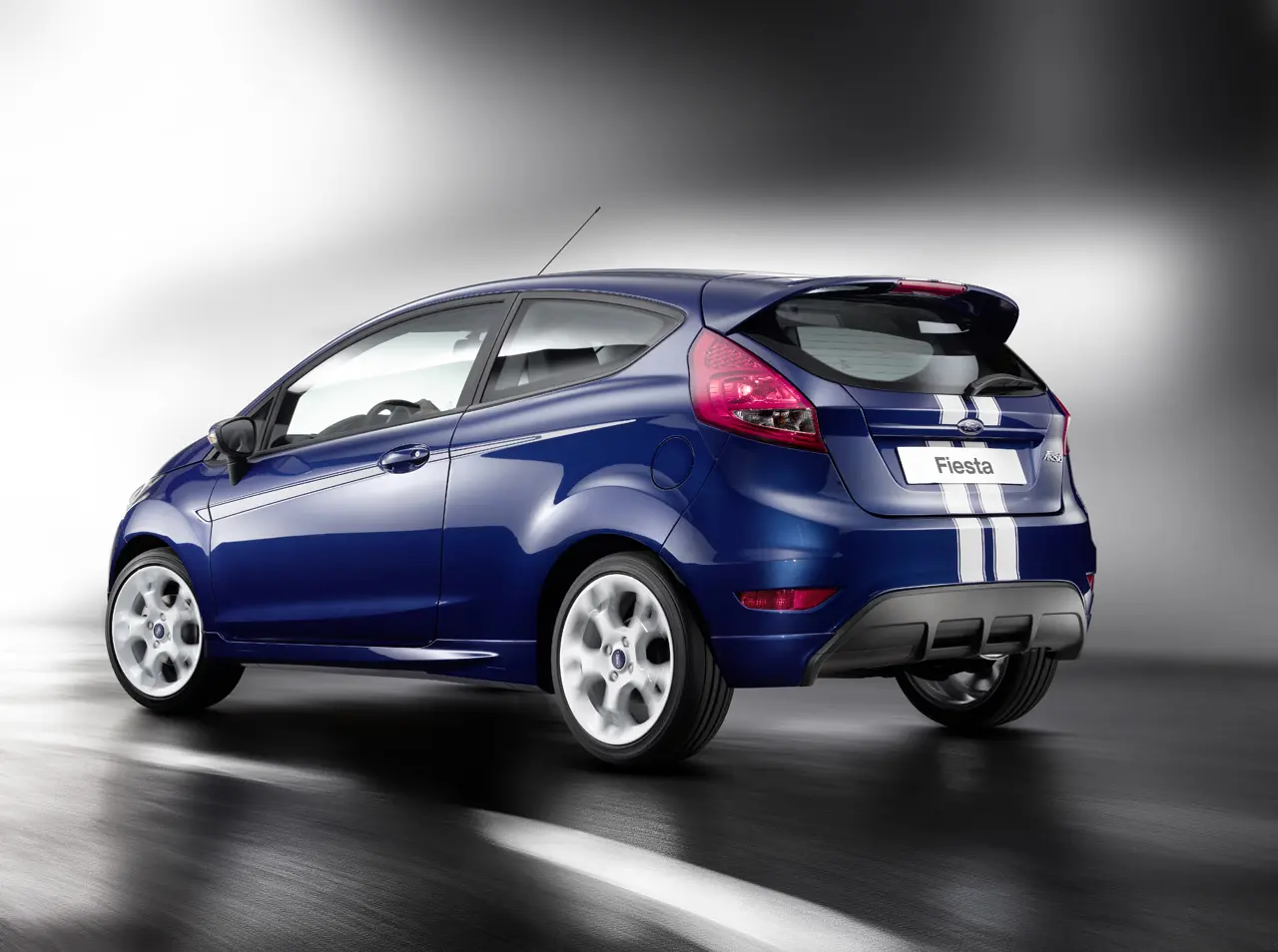 Ford Fiesta Fiesta 1.6 Sport 5
