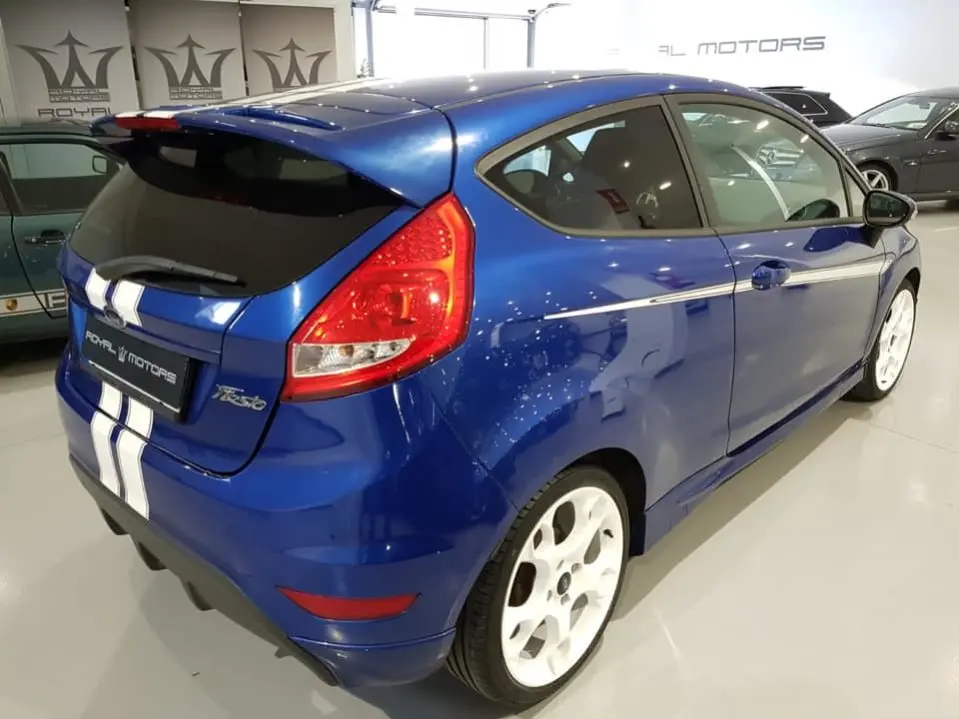 Ford Fiesta Fiesta 1.6 Sport 7