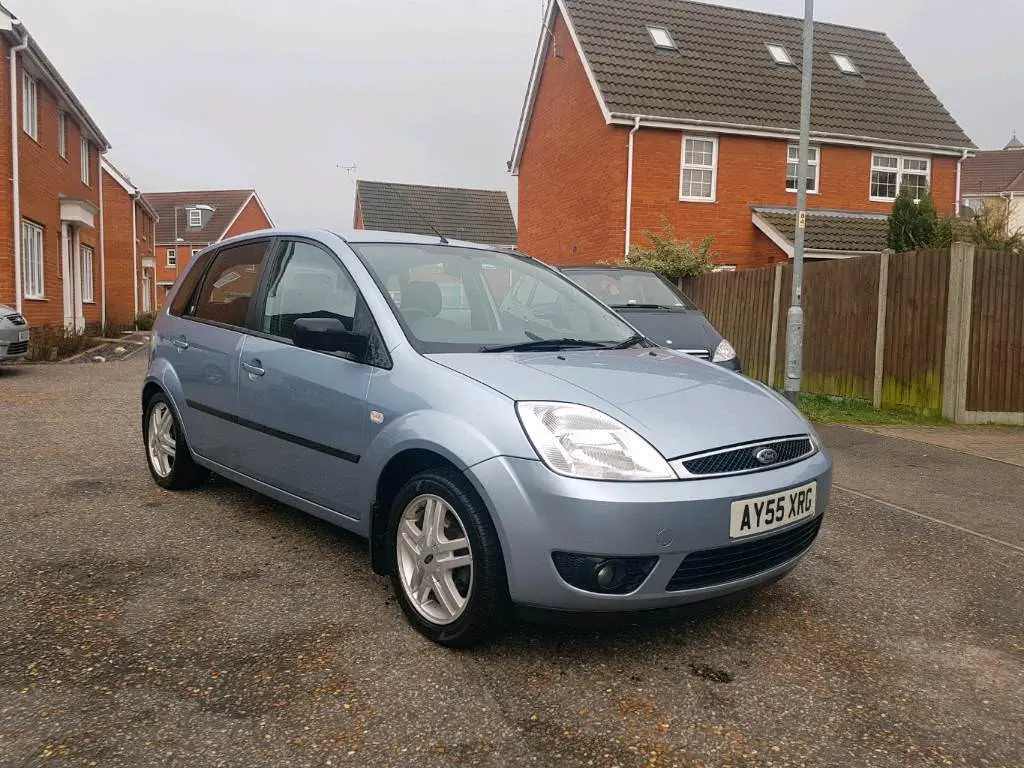 Ford Fiesta Fiesta 1.6 Ghia 5