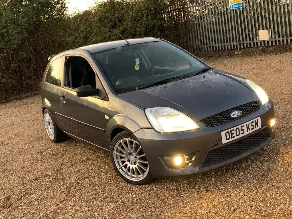 Ford Fiesta Fiesta 1.6i Ghia 0