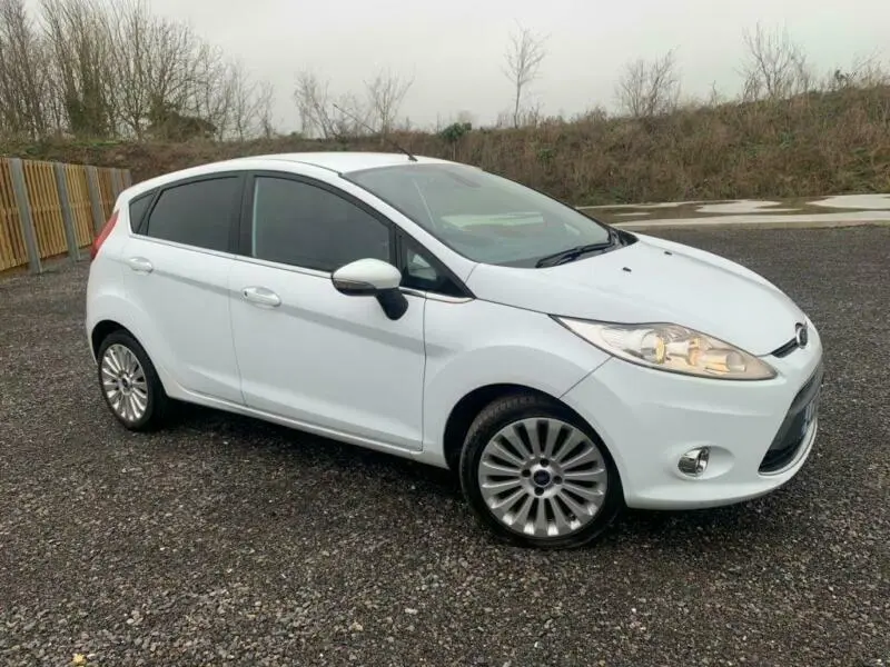 Ford Fiesta Fiesta 1.6 TDCI Titanium 4
