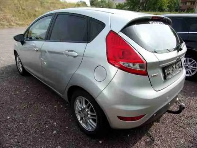 Ford Fiesta Fiesta 1.6 TDCI Trend 6