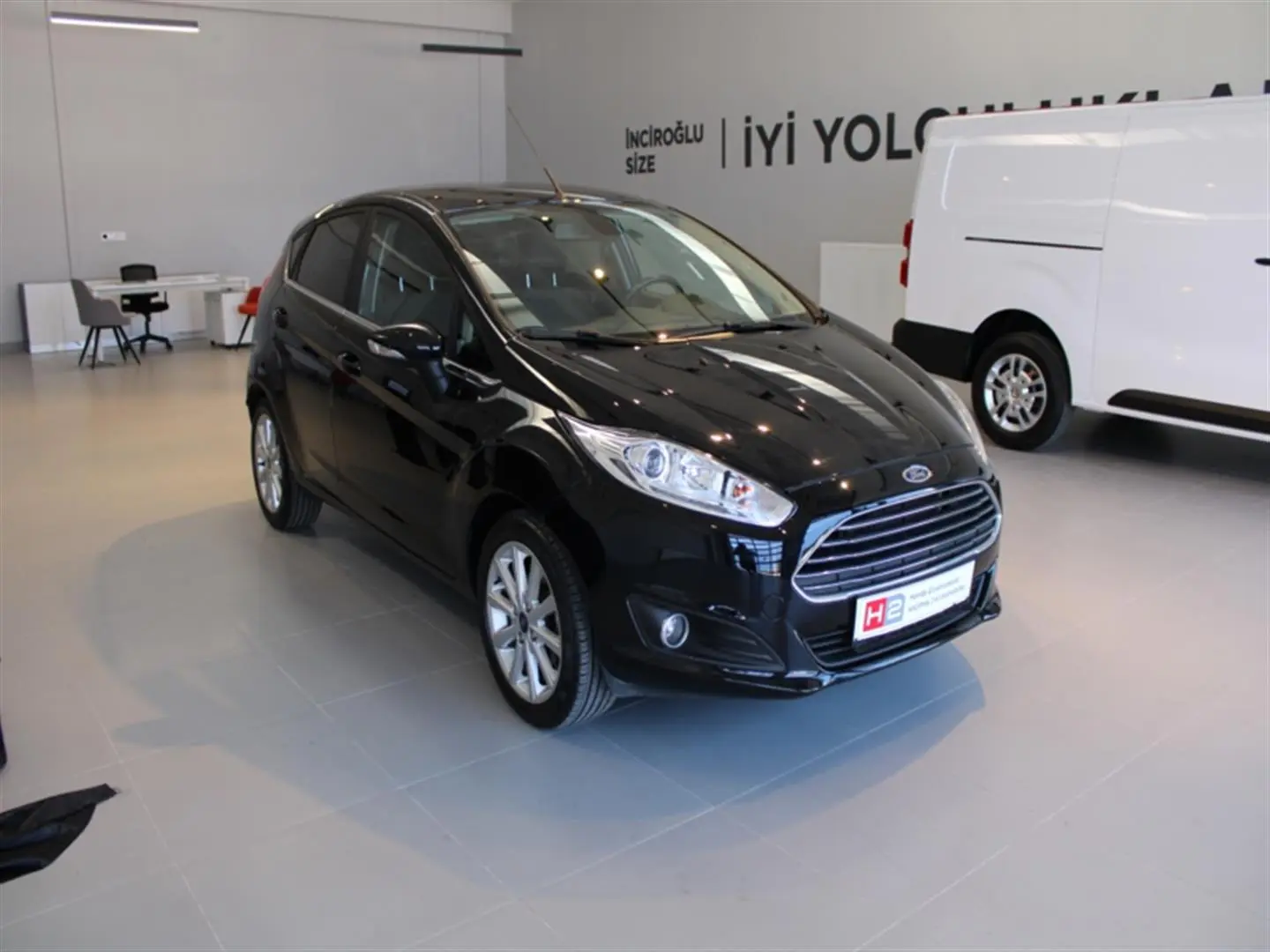 Ford Fiesta Fiesta 1.6 Ti-VCT Titanium Powershift 4