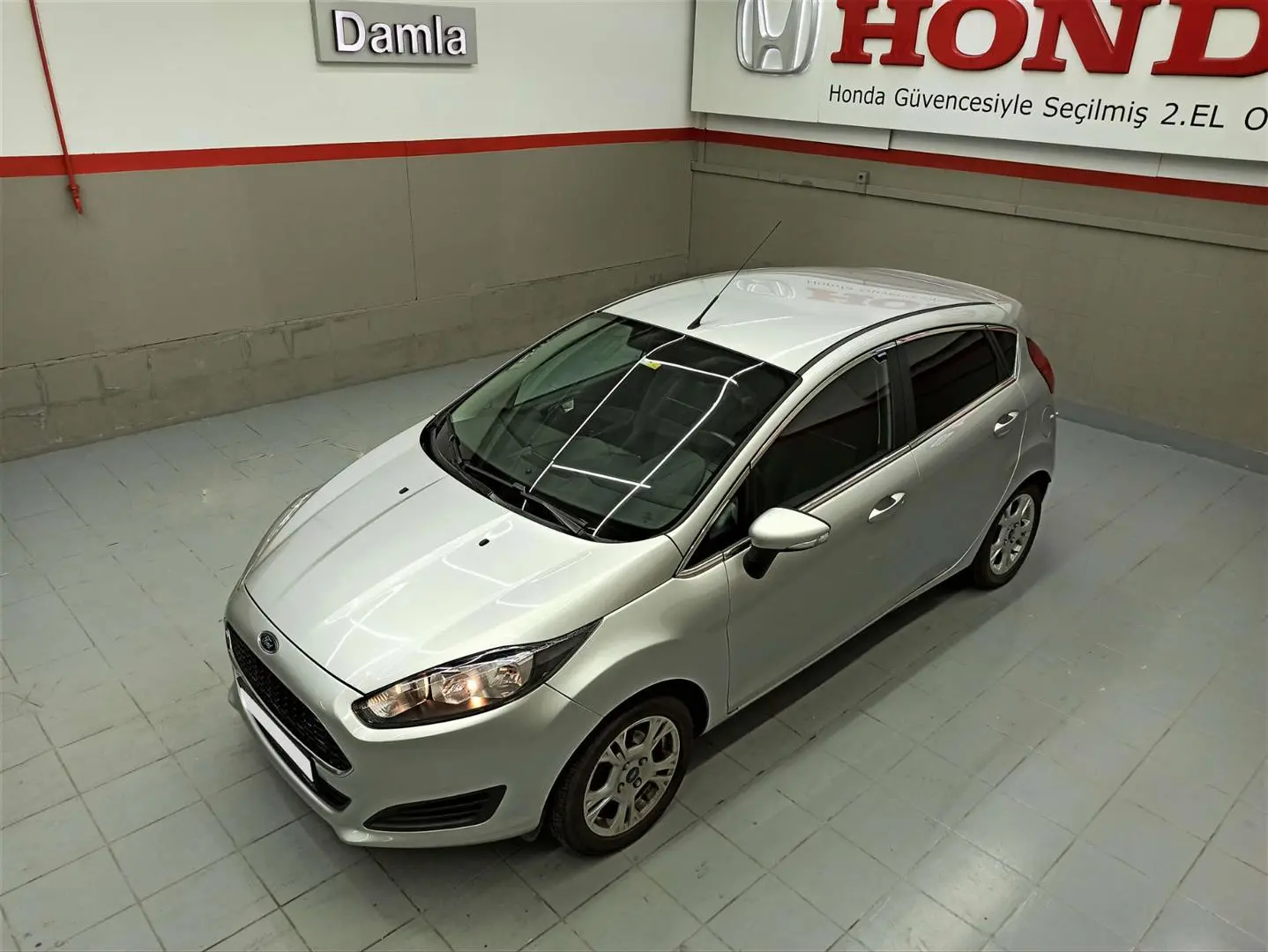 Ford Fiesta Fiesta 1.6 Ti-VCT Trend X Powershift 1