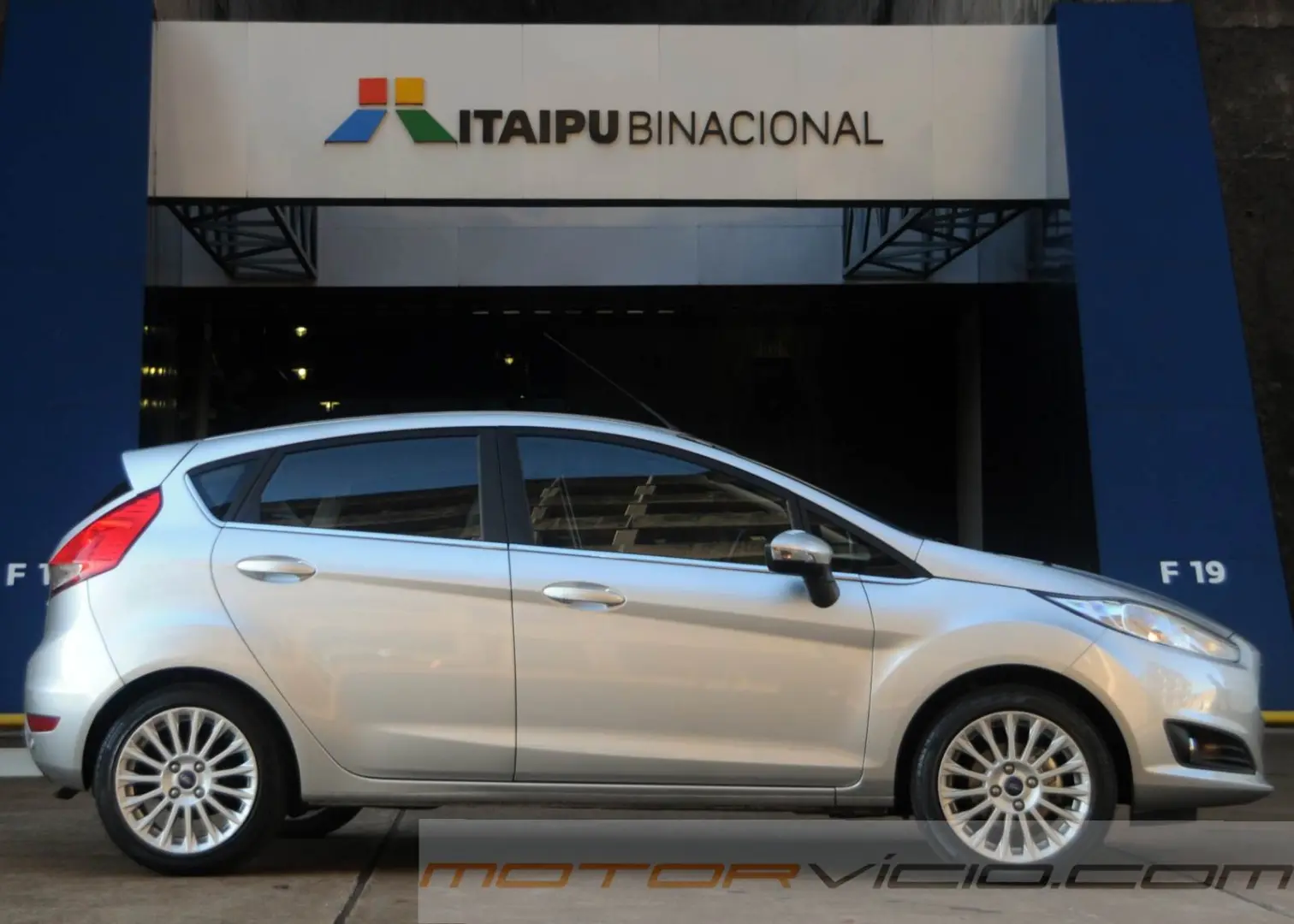 Ford Fiesta Fiesta 1.6 Trend ESP Powershift 4