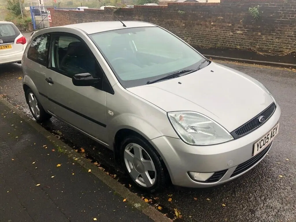 Ford Fiesta Fiesta 1.6i Comfort 7