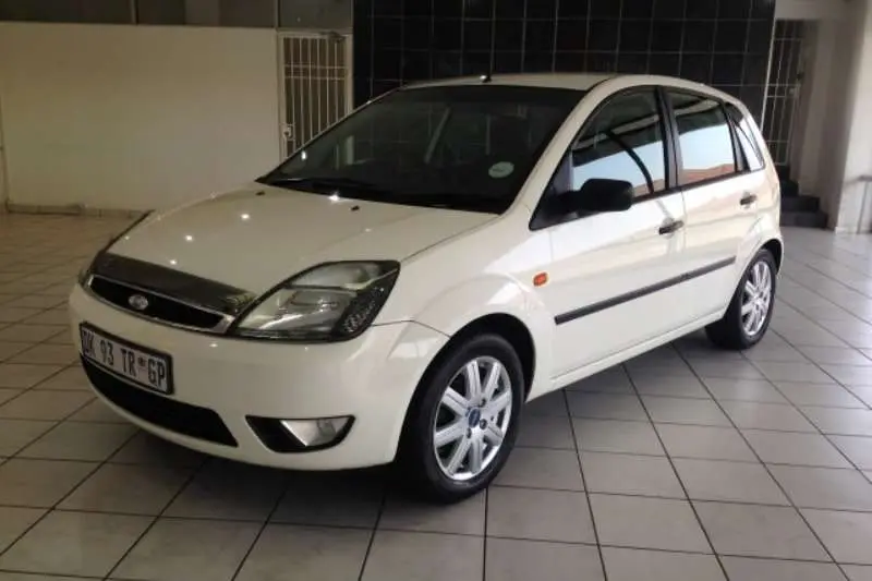 Ford Fiesta Fiesta 1.6i Ghia 3