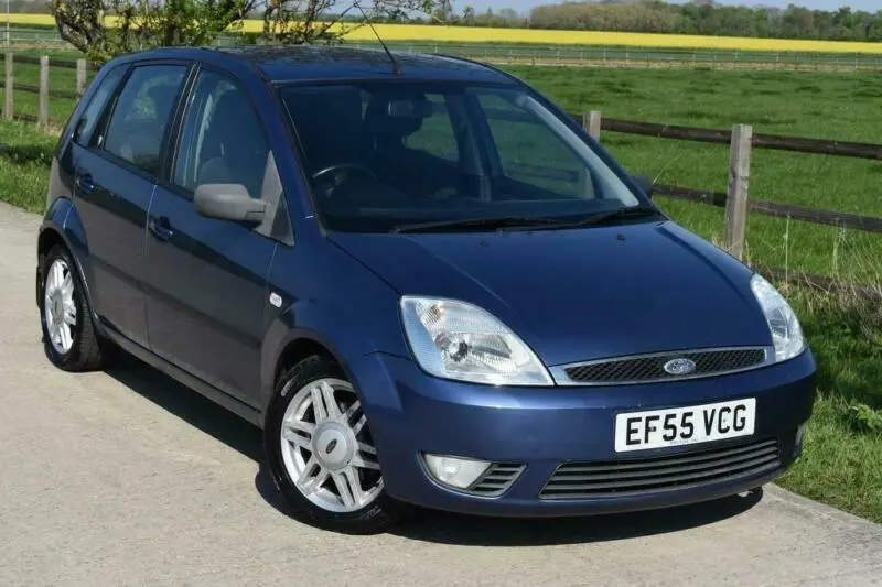 Ford Fiesta Fiesta 1.6i Ghia 4