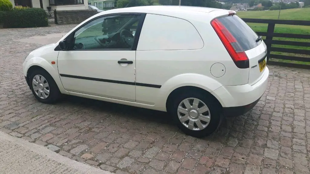 Ford Fiesta Van Fiesta Van 1.4 TDCI 5