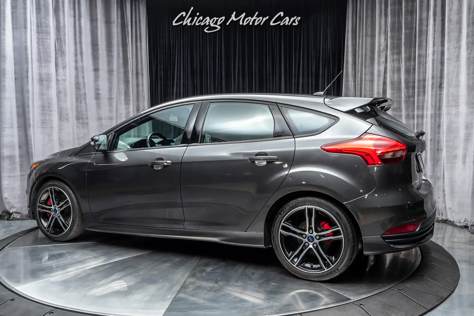 Ford Focus Focus 1.0 EcoBoost ST-Line 1