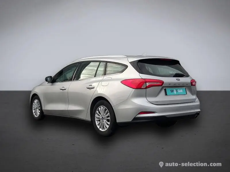 Ford Focus Focus 1.5 EcoBlue Trend X 6
