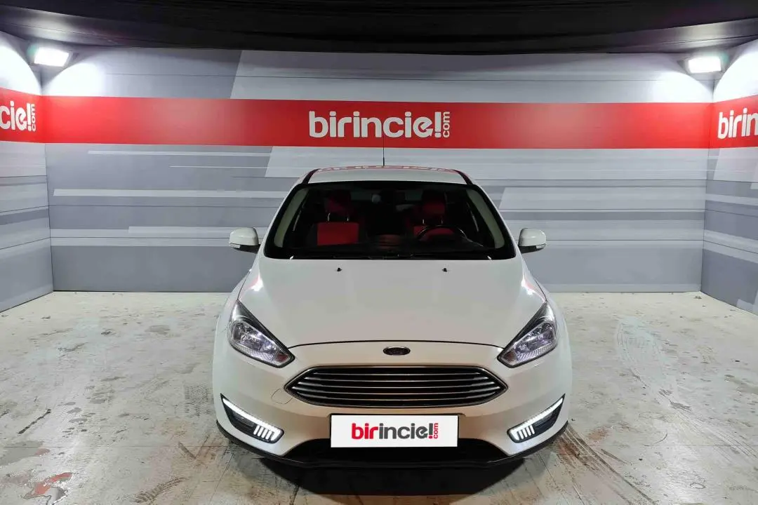 Ford Focus Focus 1.5 TDCI Trend X Powershift 3