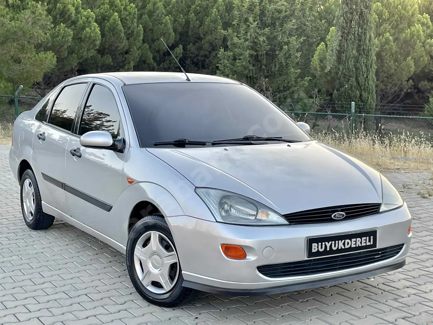 Ford Focus Focus 1.6 Trend 0