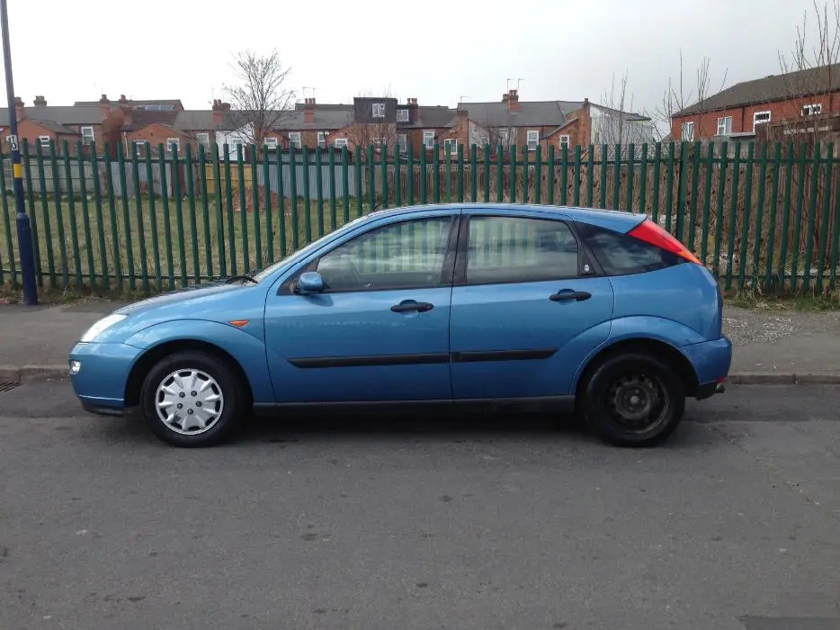 Ford Focus Focus 1.6 Ghia 6