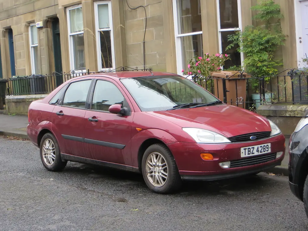 Ford Focus Focus 1.6 Ghia 6