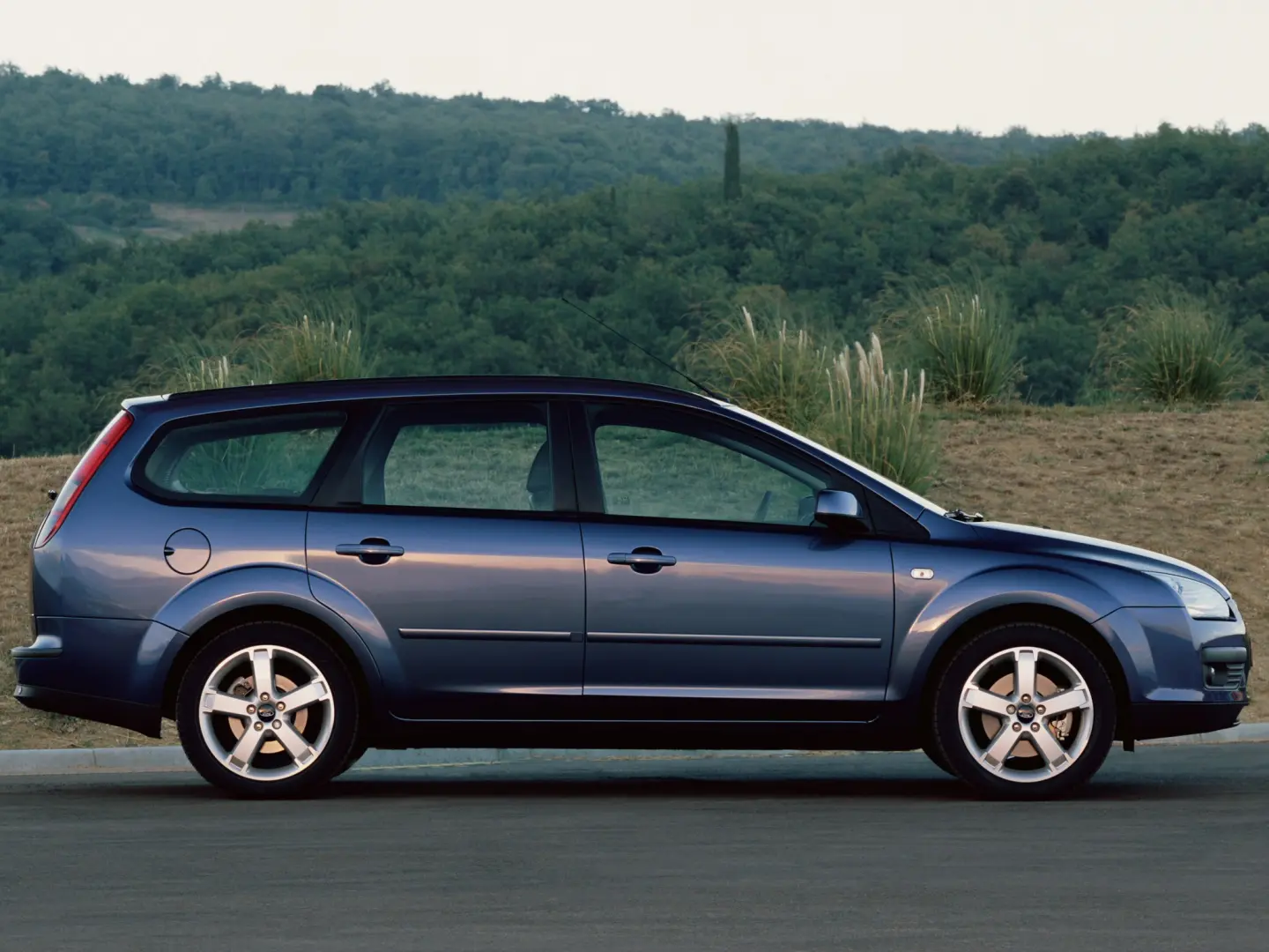 Ford Focus Focus 1.6 TDCI DPF Trend CVT 4