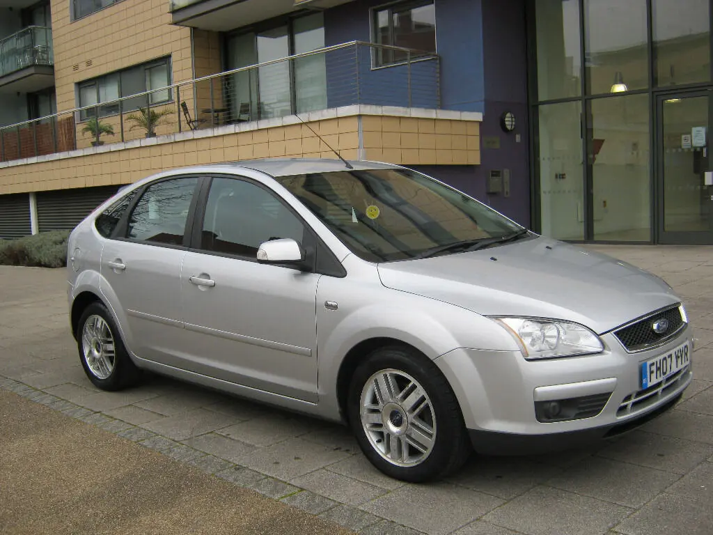 Ford Focus Focus 1.6 TDCI DPF Ghia 2