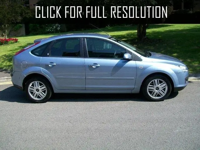 Ford Focus Focus 1.6 TDCI DPF Ghia CVT 1