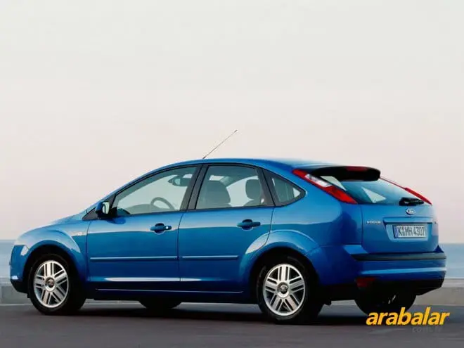 Ford Focus Focus 1.6 TDCI DPF Trend CVT 4