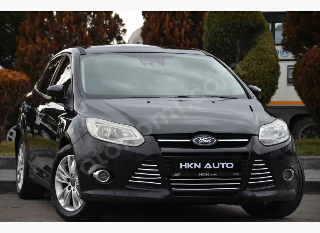 Ford Focus Focus 1.6 Ti-VCT Style 3