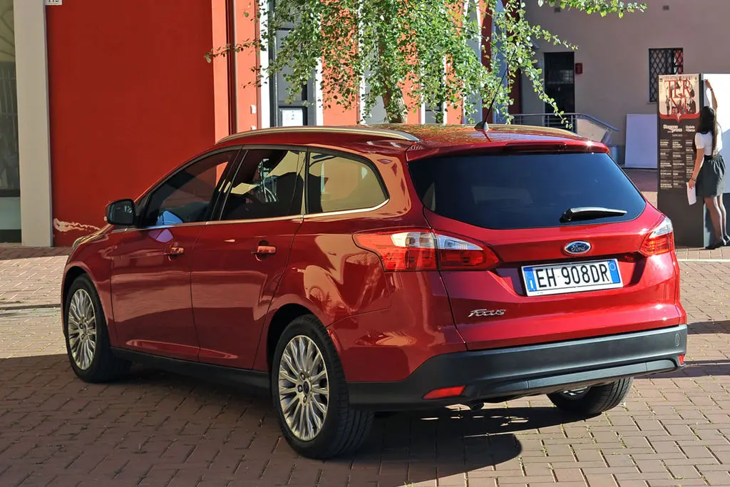 Ford Focus Focus 1.6 Ti-VCT Style 5