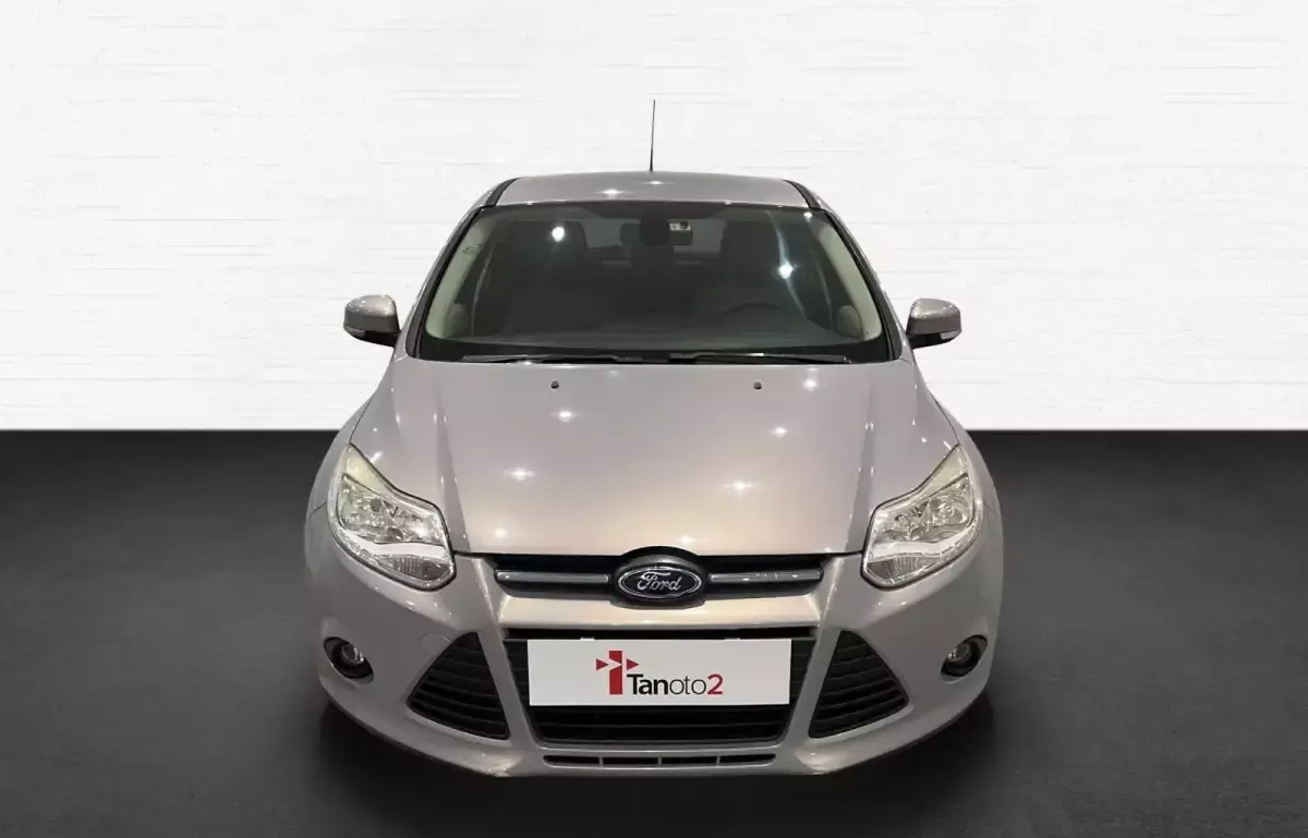 Ford Focus Focus 1.6 Ti-VCT Style Powershift 6