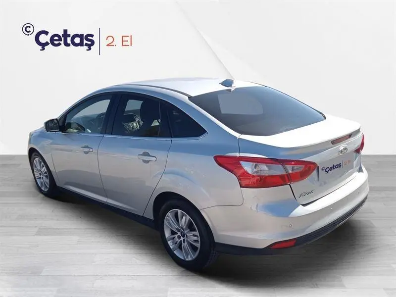 Ford Focus Focus 1.6 Ti-VCT Style Powershift 4