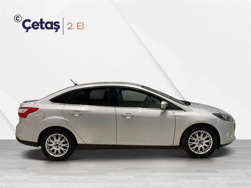 Ford Focus Focus 1.6 Ti-VCT Titanium Powershift 7