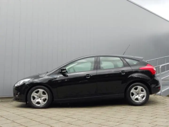 Ford Focus Focus 1.6 Ti-VCT Trend Powershift 6