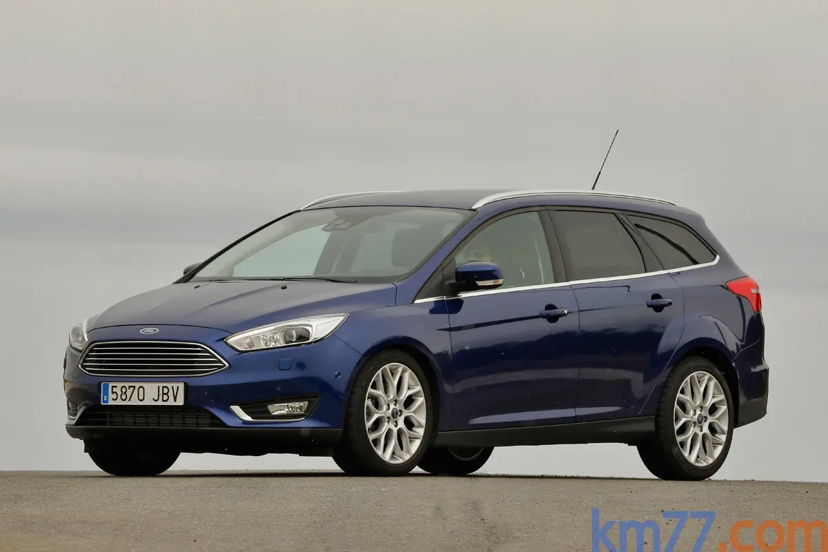 Ford Focus Focus 1.6 Ti-VCT Trend X Powershift 6