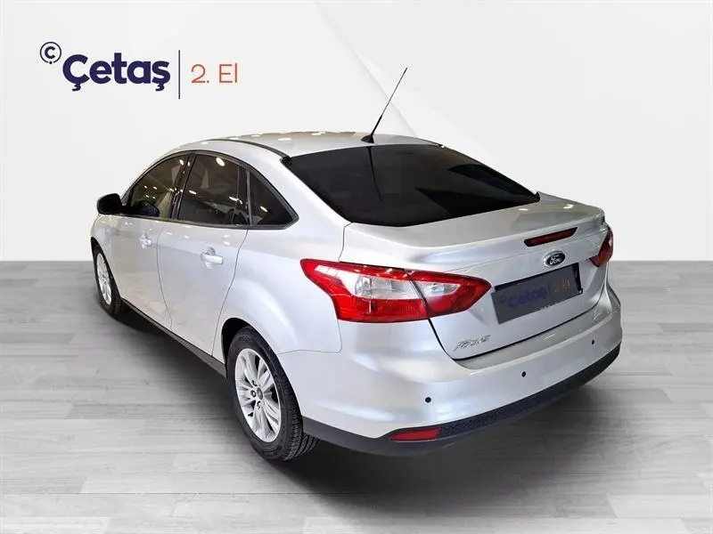 Ford Focus Focus 1.6 Ti-VCT Trend X Powershift 6